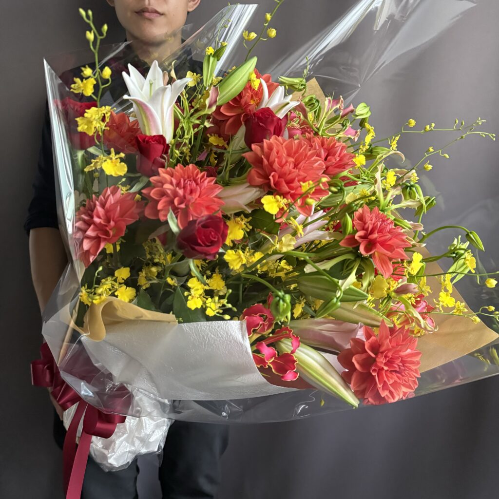 プレゼンテーション花束(XXL)33,000円(税込)